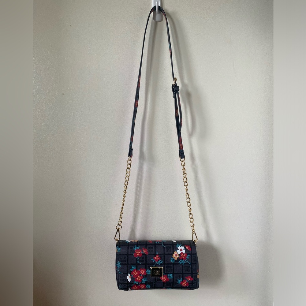Steve Madden BTory Floral Crossbody Bag - Picture 2 of 10